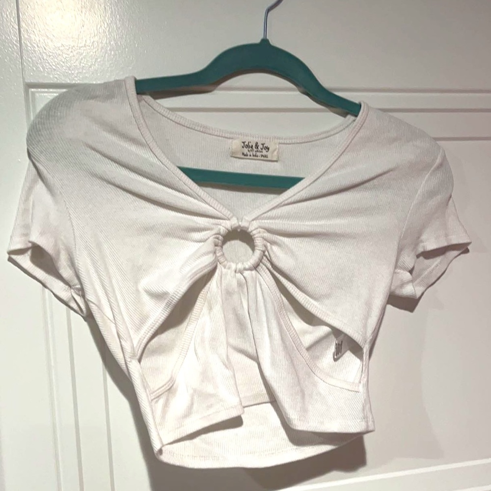 Never worn. size small.